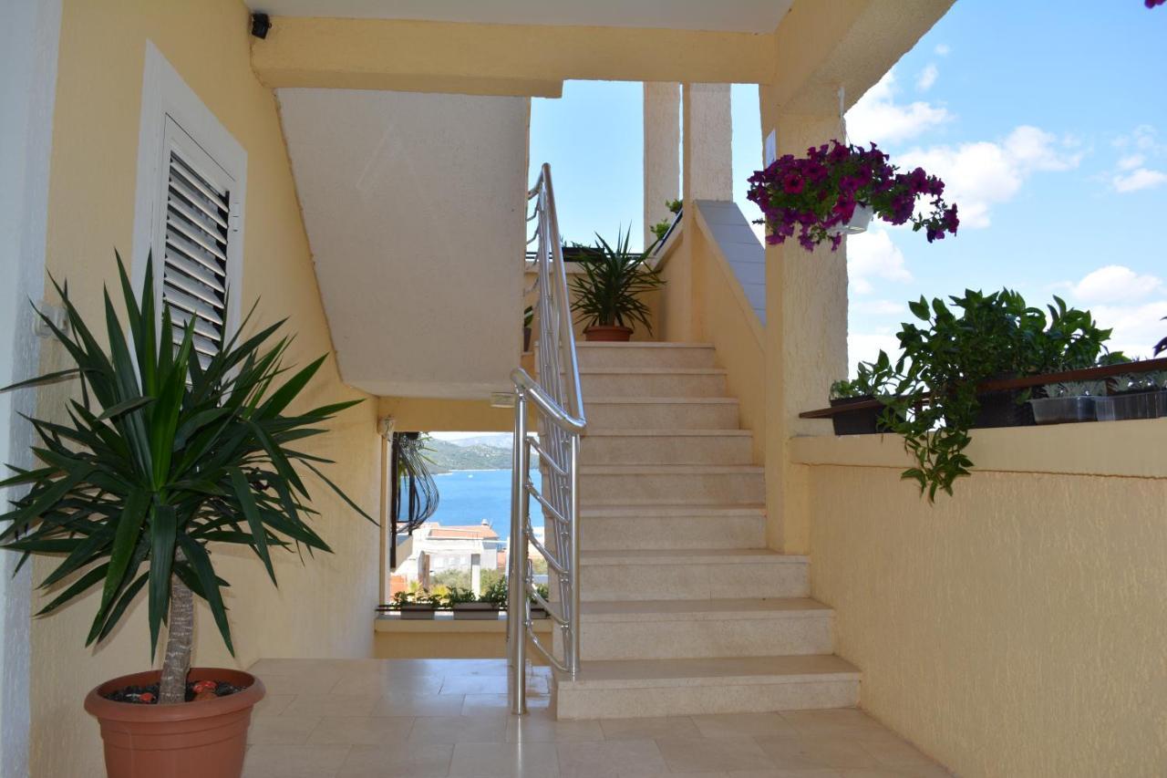 Apartments Curic Trogir Exterior photo