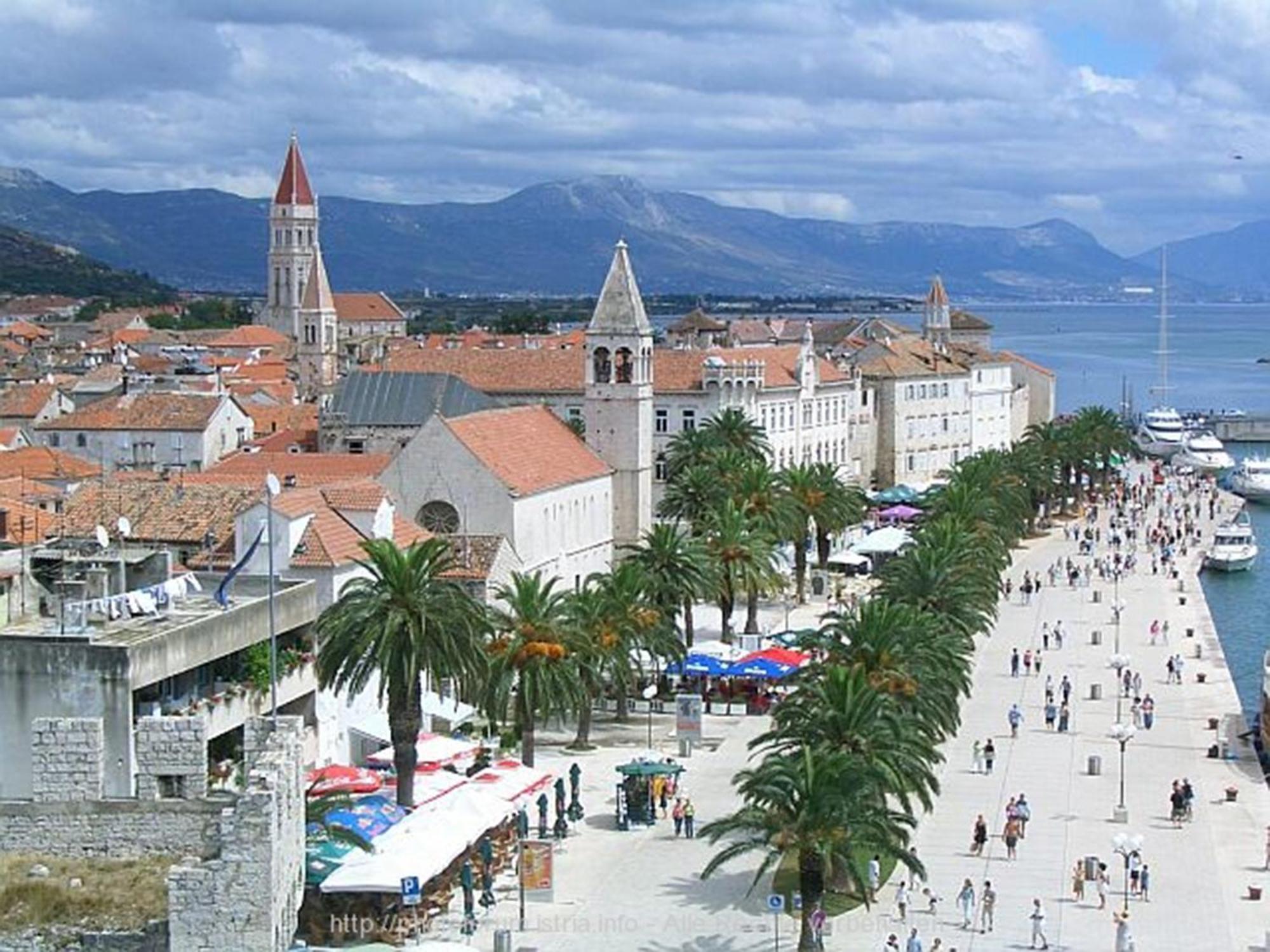 Apartments Curic Trogir Exterior photo